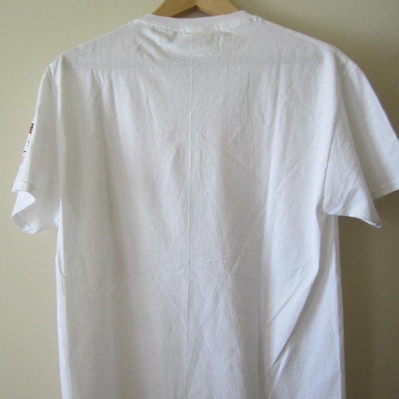 Hello Kitty & Mimmy White Rainbow Sanrio T-Shirt - Picture 3 of 4